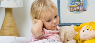 Какие выбрать ушные капли при отите у детей?